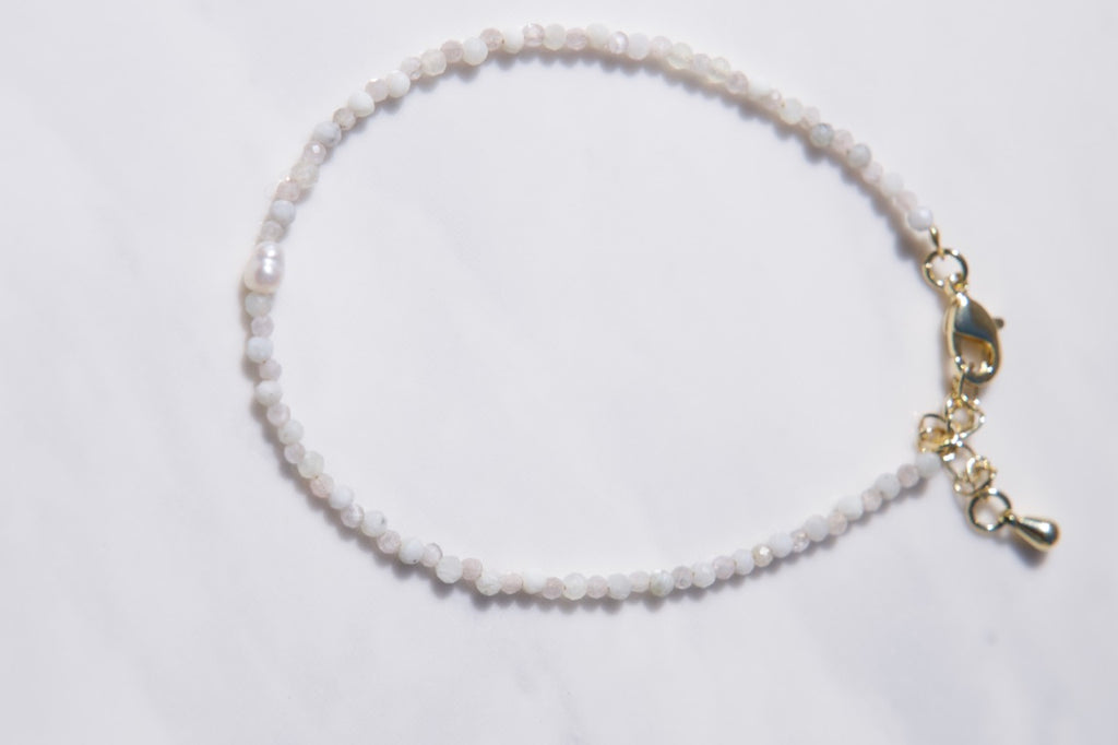 Sunlit Serenity Bracelet