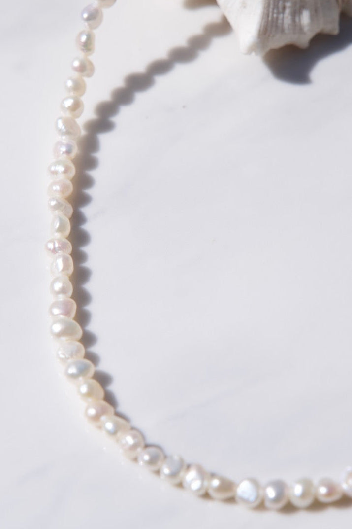 Pearl necklace chocker 
